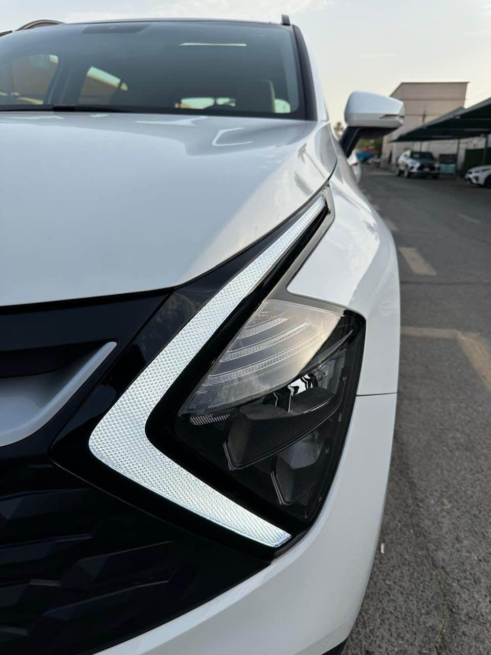 كيا سبورتج موديل 2024

فول موصفات 1/1

وارد خليجي 

ماشيه 19كيلو 

عندي باب الخلف انطخ على وضعه ابيعه

رقم بغداد الجديد بسمي 

مكاني بغداد المنصور 

السعر 225

***********

*********** بغداد, العراق
