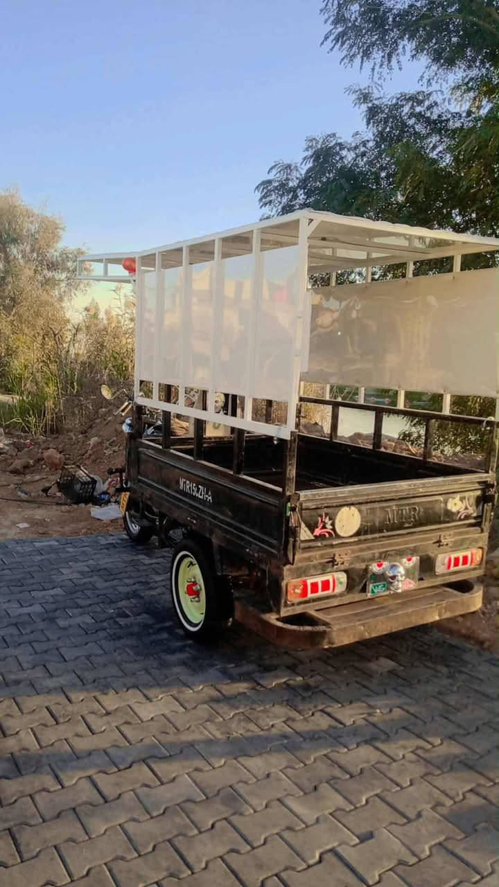 سلام عليكم محجر للبيع بس لمحجر لدمام مو ويا 
مكان نجف مشخاب ***********
