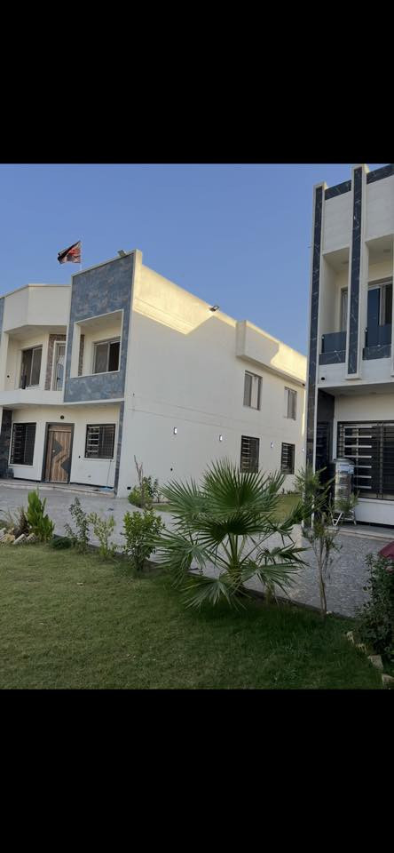 بيتين vip للاستثمار والايجار السنوي فقط الدوره مدخل جمعيه خير الله على خدمي السريع المؤدي الى محطه الؤلؤه يصلح سكن او شركه او مخازن 
- كل بيت ٥ نوم 
٢- سويتات الطابق الارضي والثاني
٣- مطابخ ايطاليه 
٤- بكل طابق كيزر 
٥- بكل بيت ٣ تانكيات ماء ومظخات ماء وبوسترات 
٦- تدفئه وتبريد 
٧- حدائق ٢ كبار 
٨- المساحه الكليه ١٤٠٠م 
٩- كامرات مراقبه فول 
١٠- كراج والطرامي تاخذ ١٠ سيارات 
١١- كل بيت ٤ حمامات + تواليتات وحمام خارجيه
١٢- شلال وكعده ترفيهيه باحدى الحدائق 
*********** / ***********
