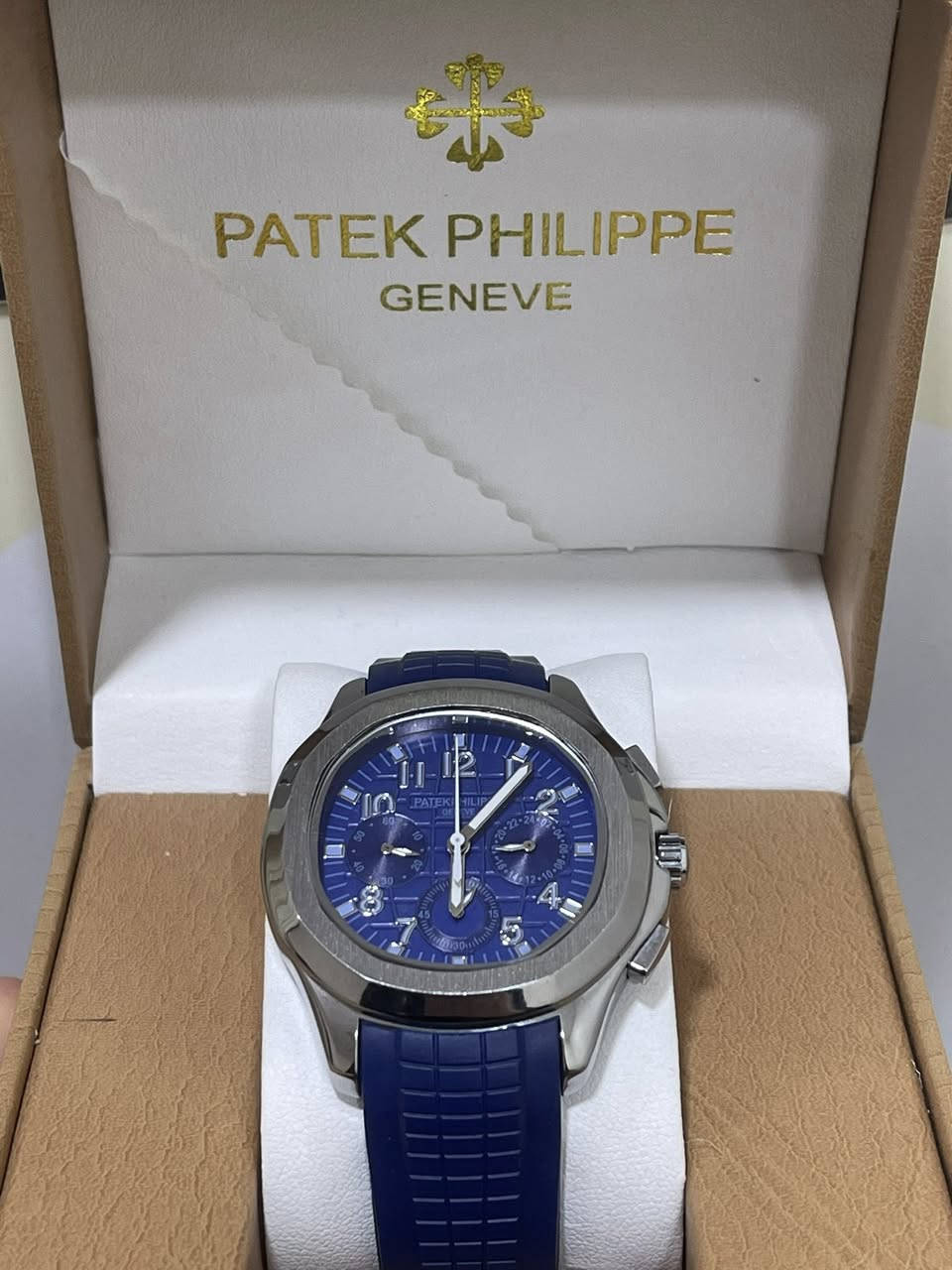 ساعتين للبيع باتك سبورت سناتر شغاله سنتر ثواني ستوب وتش قفل فراشه تلبس ايد وسط الثانيه كارتير سانتوس رسمي كوالتي عالي ضهر براغي قفل فراشه قطعتين كلش حلوات مع كل قطعه بوكس مختوم نفس اسم الساعه سعر القطعه ٢٥ الف توصيل ٥ والياخذهم ثنينهم توصيل مجاني


**إذا كنت صاحب هذا الإعلان وتريد حذفه لأي سبب، رجاءا أرسل رسالة إلى الدعم الفني**