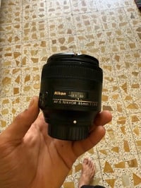 07783830872السلام عليكم عدسة 85 نيكون استخدام قليل للبيع مكاني بغداد