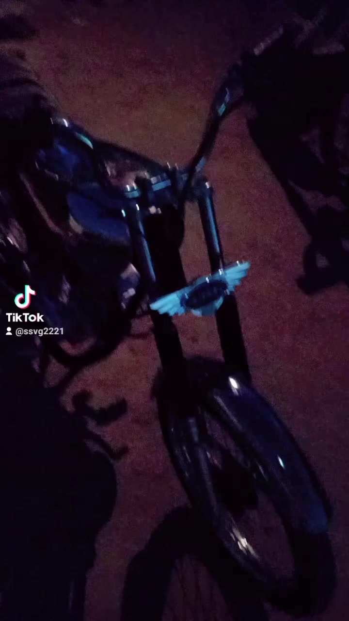 تعمير يوم 10 رمضان
اليوم اله ثالث دراجه تعمير بيدي من البرغي للبرغي بس الخوذه مو وياه ب 775 أو بيه مجال قليل كلش كلك كلك كلك  مكاني سوق شيوخ رقمي ***********
