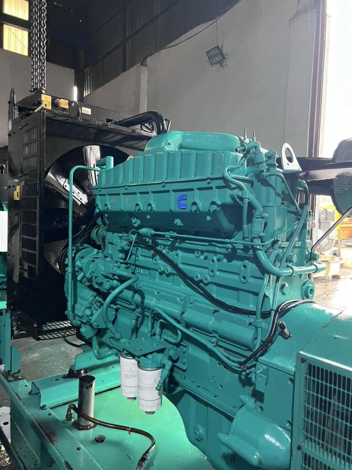 Cummins 5.5
400KVA
***********
***********
