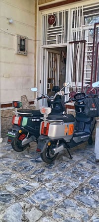 باقيه فقط الصاعقه للبيع بطاريه ليثيوم للاستفسار 07701840554 WhataApp 📞