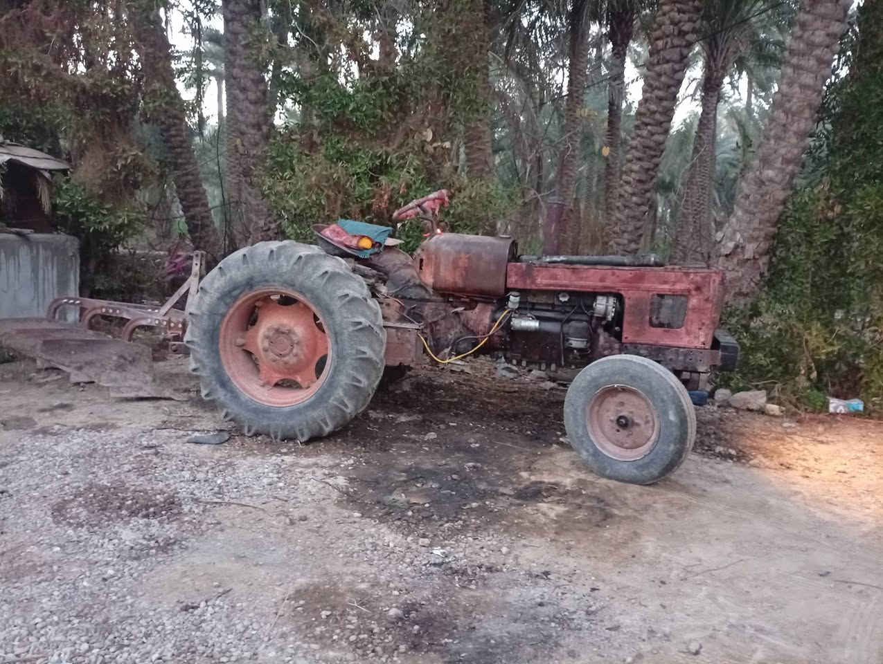 مكينه عنتر ٨٦ بدون كامله محرك كير جهاز رفع بم نكره سلف بريك بدون جاملغات مناسبه مليونين وربع مكانها بابل خيكان الغربي 
***********
***********
