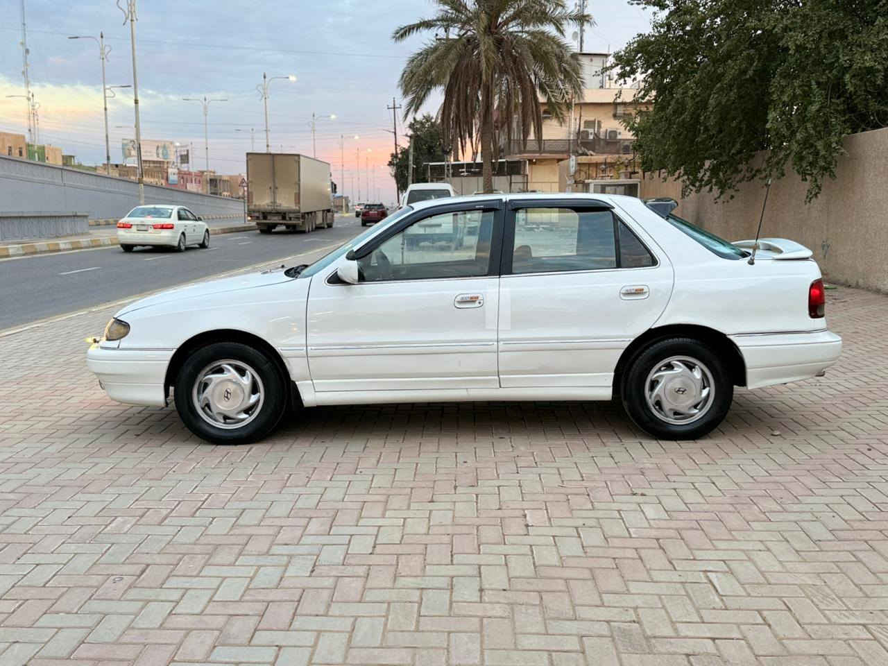 سلام عليكم النترا دمعه موديل1994رقم بغداد انكليزي تحويل مباشر كير محرك كير عادي تدفئه نار تبريد شغال صدر خلفي امامي جديد كهربائيات شغاله تخم تاير جديد صبغ جماليه مكاني صلاح الدين السعر 37بيها مجال قليل ***********
