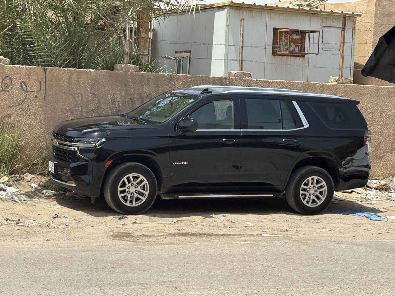 السلام عليكم للبيع فقط تاهو ls معروف 2023كفاله عامه وكاله لمنصور ماشيه 40كم لسعر 490 
*********** للتواصل
