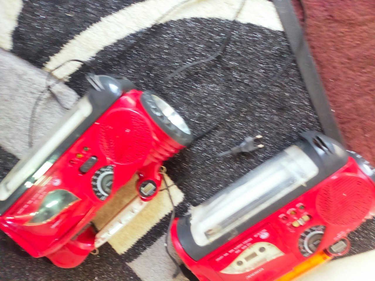 شغال كهرباء يحتاج باتري لتشغيل لايت 
سعر الاثنين 60 الف


**إذا كنت صاحب هذا الإعلان وتريد حذفه لأي سبب، رجاءا أرسل رسالة إلى الدعم الفني**