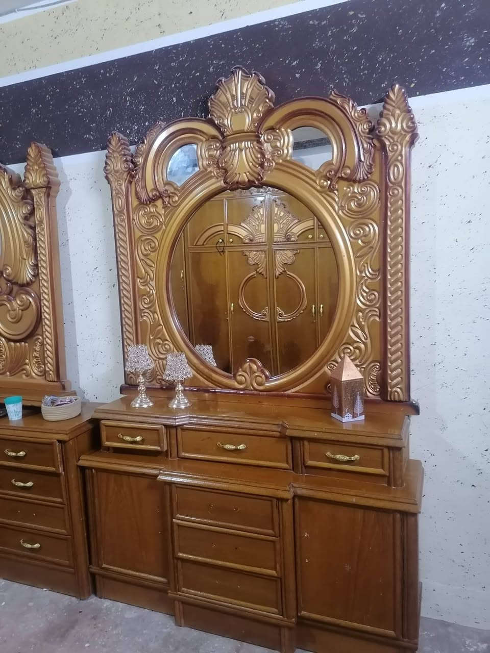 غرفه  بدوون  كنتور حطاطه  هيه والدوووشك جديد ممستخدم  ب400وبيها  مجال


**إذا كنت صاحب هذا الإعلان وتريد حذفه لأي سبب، رجاءا أرسل رسالة إلى الدعم الفني**