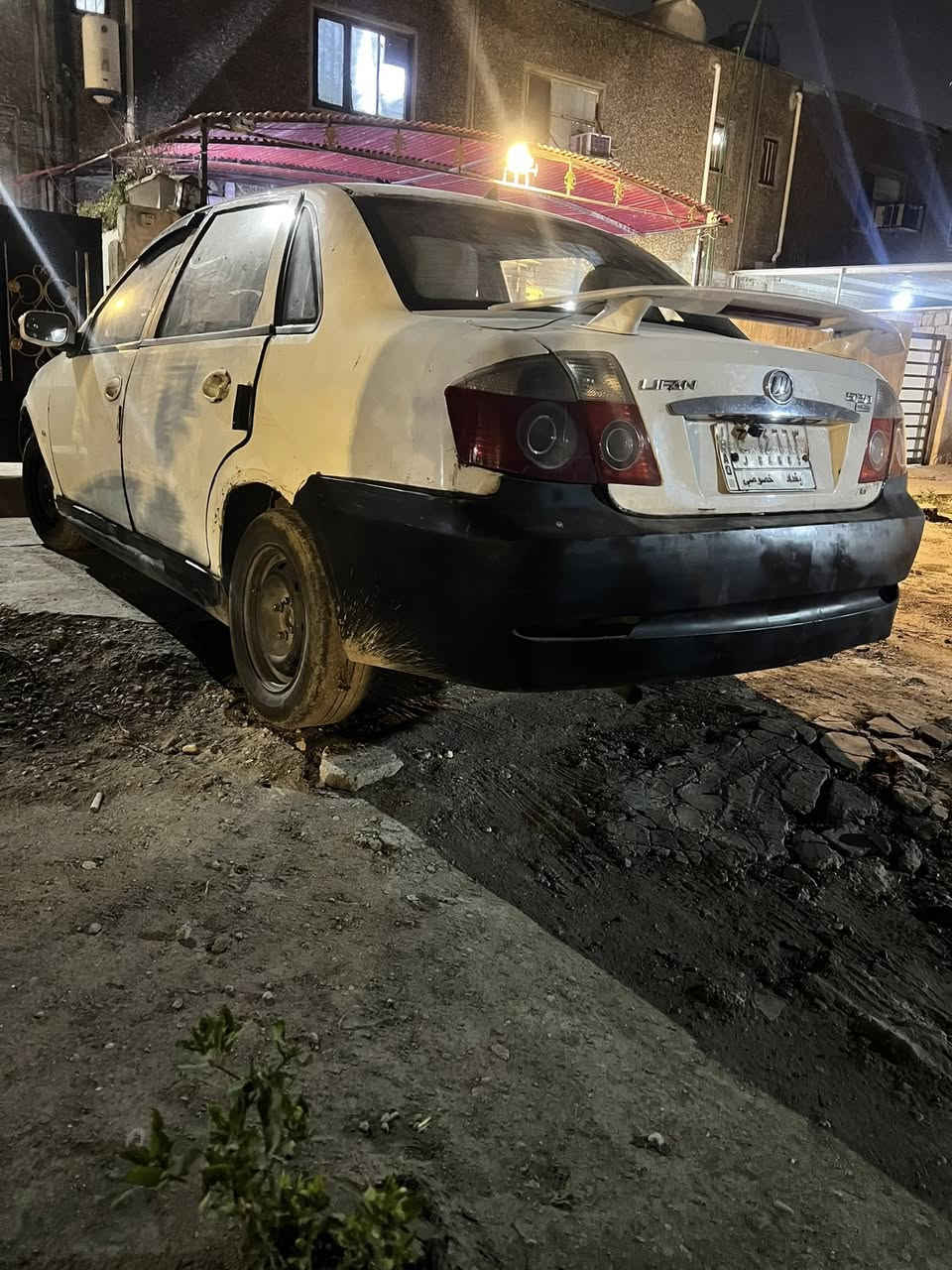 سلام عليكم نيفان 520 موديل 11 مكينه وكير خير من الله سياره جاهزه مازدات بكلايت جدد رقم بغداد ب اسمي سعر 29 وعليه غرامات 7ورقات ينزل من سعر رقم *********** مكاني دوره حي الصحه
