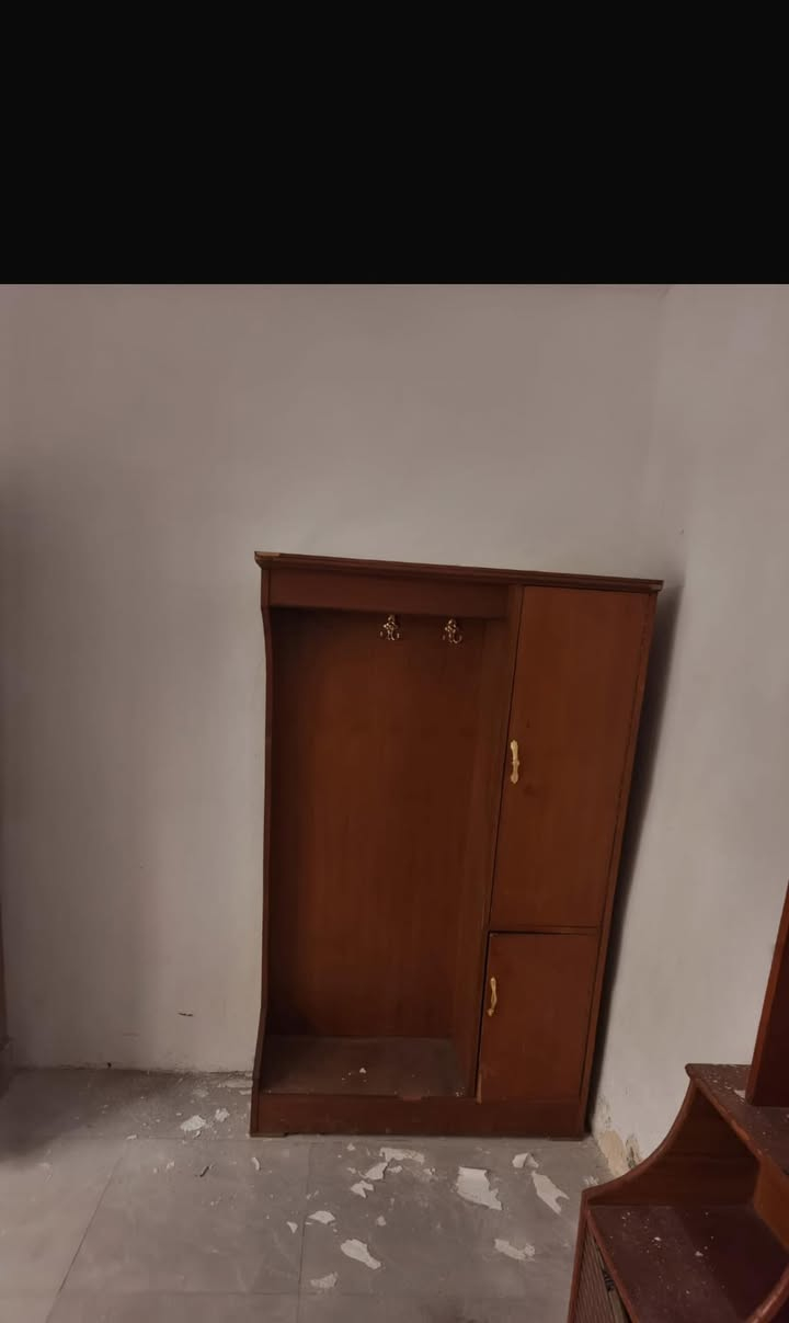 سلام عليكم غرفه صاج ثلاث بوب سعره ٢٥٠ فقط للاستفسار والتواصل ***********وانساب
