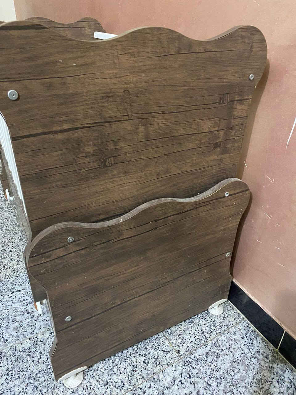 سلام عليكم كاروك هزاز مال اطفال ينوم من يوم الى 4 سنوات نظافة 90% يجي دوشك
سعر 75 الف وبيه مجال
مكان بغداد ثغالبة
رقم واتساب
***********
