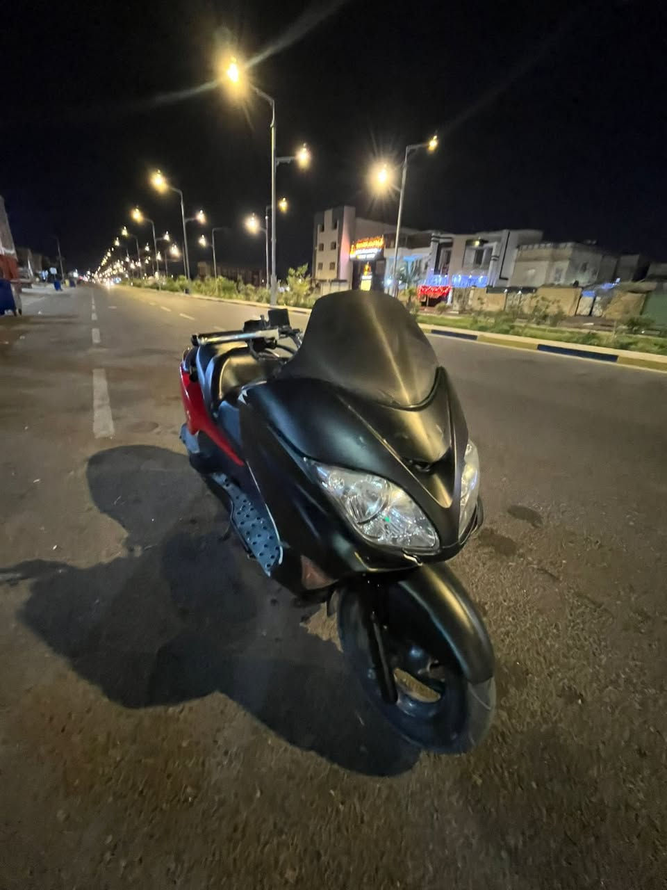 فورزه 08 للبيع ب 900 وبيها مجال عنواني البصره كرمه علي للتواصل واتساب ***********
