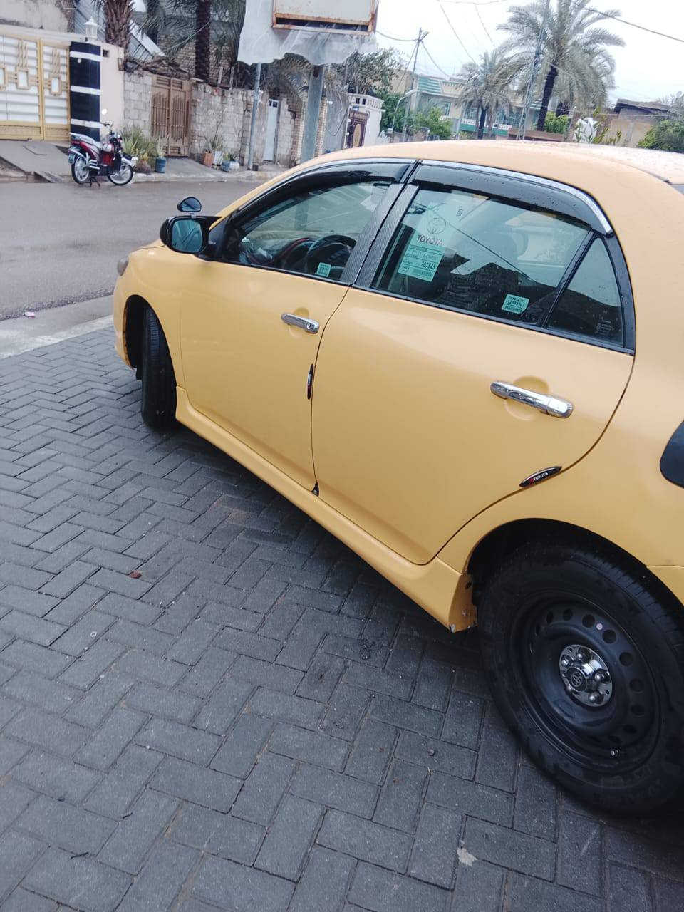 السلام عليكم كورلا وارد امريكي ٢٠٠٩ دشبول اسود
سياره نضيفه وجاهزه كبل للشارع كير محرك مكفول 
تبريد ثلج تخم تاير جديد 
سياره خير من الله 
تحويل ثاني يوم
ضرر مالتها من امريكه بابين فقط واهنا بالعراق انخط بيدي الجاملغ الامامي معروضه ٨٥ وبالخير علي الي ياخذها ***********
