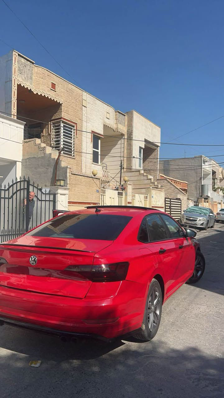 jetta Rlin2020
فول مواسةفاتة پانوراما كوشين جلد كوشين هيتةر رادار بةسمة كامل هةيكةلي كرايتة gli تةقة رةقة هةموشتيكي بةشةرت ٣پارچە هەیە بۆنیی سوندوق دەرکە پێشی کەپسە ئێرباگ هیچی نەتەقیە هەکەلی زۆر جوانە سەنەوی نویە بۆ زانیارەی زیاتت پێوەندی مان پێوەبکە رەقەم *********** أربيل, العراق
