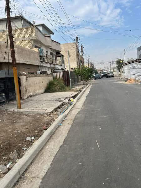 السلام عليكم بيت للبيع في حي الجهاد مربع الطائي مقابيل مدرسه أليافه
مساحه البيت ٤٥متر واجهه ٤ ونص ونزال ١٠ البيت قطع  
للاستفسار 
*********** عباس @إشارة
