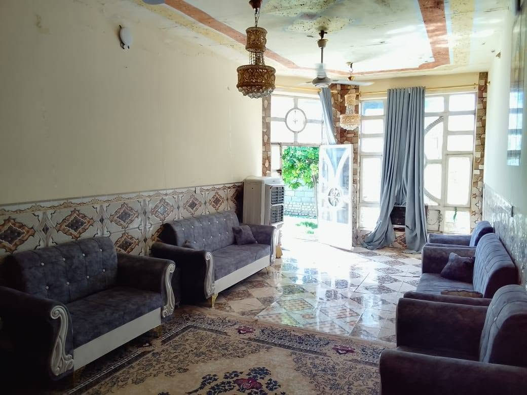 بيــت للـبيع!!
مـساحه 250 م
يحتوي على طـابق واحــد !
يتـكـون مـن 

اسـتقبـال + صـالـة
غـرفـة عـدد ثنـين 
وصحـيات خـارج وداخـل 

بـناء 
بـلوك 
وربـاط فـوك وجـوه .
.
الخـدمـات 
مـاء وكـهرباء
وقريب على الشارع العام وقريب على اهل المخضر  
قريب على الاسواق 
يكون قرب السماجه 
يبعد عن الشارع الرئيسي 50 

الـطـريق !.

يـصيـر على طـريق الزوار بالظبط 

البيــت  طـابو زراعـي سـند 25!!🛑🛑

لاي استفسار ثاني الاتصال على الرقم ***********
او
مراسـلتنه على الخـاص 🛑🛑

 الســعر 45 وبـي مجـال للـشراي!🛑🛑🛑

🛑🛑رجاءاً بدون وعود كاذبة!!🛑🛑

الـموقـع !

بابـل قضـاء القـاسم 🛑🛑 هاشمية, بابل
