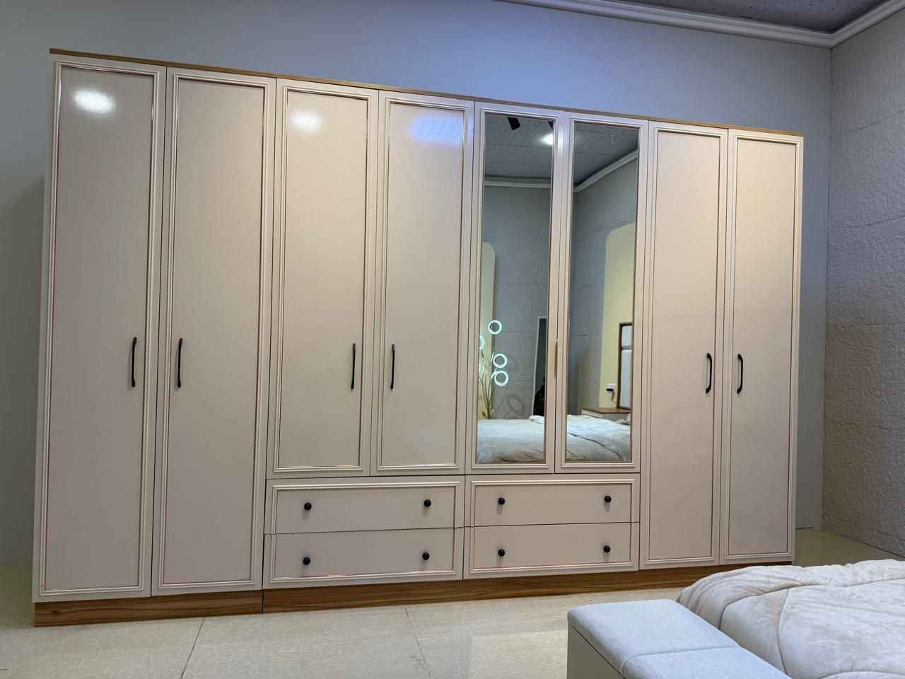 وصول غرفة نوم ادا ابواب 10 قطع معمل اصلي درجة اولى📢

نفس الصورة بالضبط💯
برغي وجوي حديد
سرير جك خزان 
انارة ذاتية  
نقوش بروفيل درجة اولى 
فخامه بالتصميم
تقاطيع مميزة 
نرمايد هيدروليك 
سكك ثلاث مراحل  
نقوش  درجة اولى ✅
متوفرة بلون فيزون  ✅
قياس الكنتور مع الملحق 335سم✅
ارتفاع الكنتور 220سم✅
سرير 180 *200 ✅
كومدي دبل مجر ✅

 
السعر مليون 400 الف كربلاء, العراق


**إذا كنت صاحب هذا الإعلان وتريد حذفه لأي سبب، رجاءا أرسل رسالة إلى الدعم الفني**