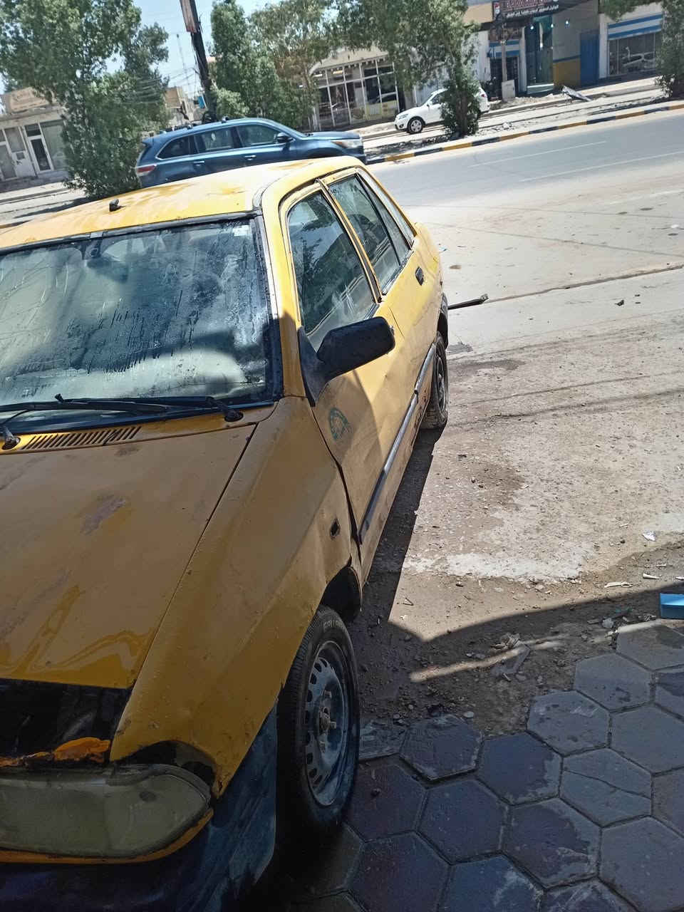 السلام عليكم
سايبا موديل ١٢ بدون راعي  بيها كتاب فقدان اتكفل سرقة وعشائر 
السيارة ستوني شديت مكينة نضيفة بعدها مامشتغلة بيها عطل بلكهربائيات نارية للبخاخات متوصل اكو واير مكطوع بس ماندله ابيع ع هلوضعيه اتكفل من كلشي
مكاني نجف شارع المطار سعرها ب٧٠٠الف

المو شراي ليخابر رحمة لوالديكم
***********
