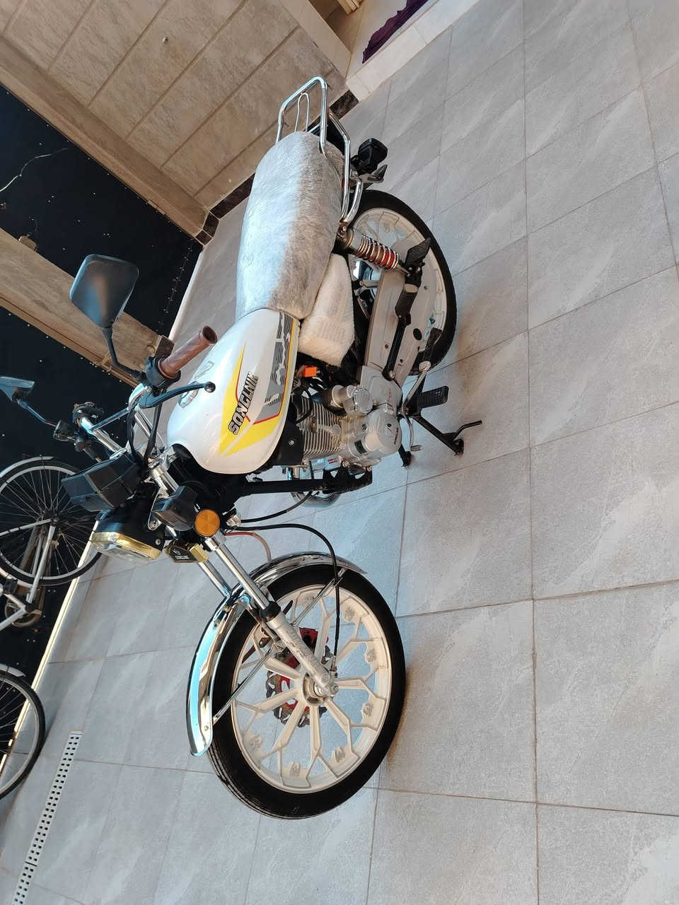 سيفان موديل 25 الدراجه اينقص مابيه كله شغال اوراق كامله اسكنر السعر 750 اوبيه مجال حك الجيه مكينه 200 مكفوله بابل ***********
