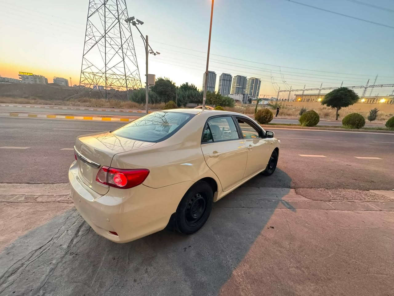كرؤلا مه كينه بجوك ٢٠١٣ بيلاد سبي پيشو دواي كه بسه سي په له بجوك مه عجوني هه يه ٢پارجه ي كؤراوه گيرومه كينه و هه مووكياني به شه رت سه نه وي تازه به سه رجوه سعري ١٢٠ كه لاو مه عمه له ***********
***********
