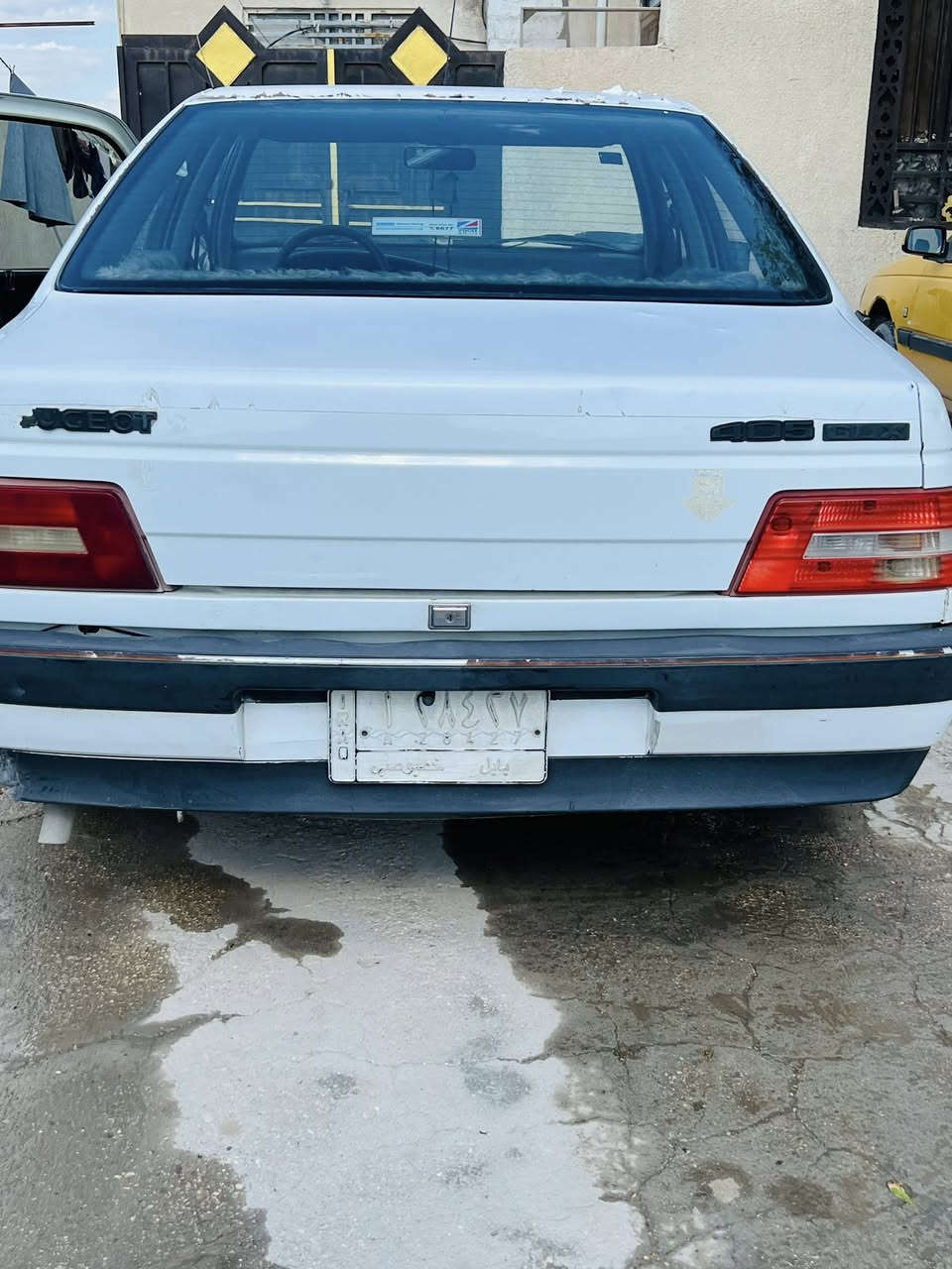 سلام عليكم 
بيجو 2012 رقم بابل بسمي مكينه كير كفاله تبريد ثلج كهربائيات كله شغال سياره جاهزه وحلوه تخم تاير قبل شهر شاده سياره بيه طخه بين الهلال ولجاملغ السعر ٣٨ وبيه مجال مكاني كربلاء ***********
