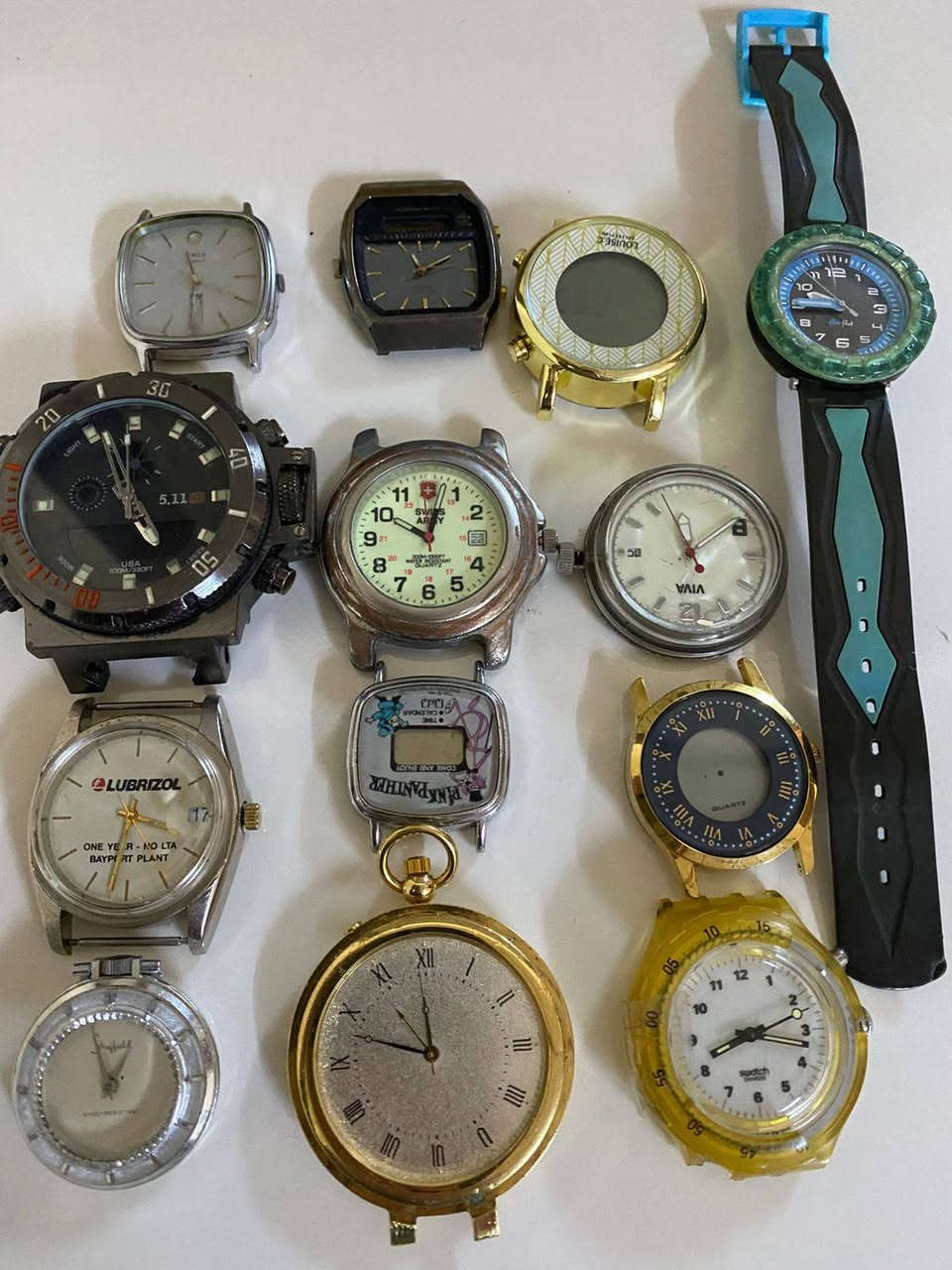 شلعه رووس ساعات باله العدد 29 قطعه مستخدمات بيهن 16 قطعه شغالات فاحصهن وبيهن 13 قطعه خليتلهن بطاريات ومااشتغلن اللي ياخذهن شلعه سعرهن 65الف ابيع شلع


**إذا كنت صاحب هذا الإعلان وتريد حذفه لأي سبب، رجاءا أرسل رسالة إلى الدعم الفني**