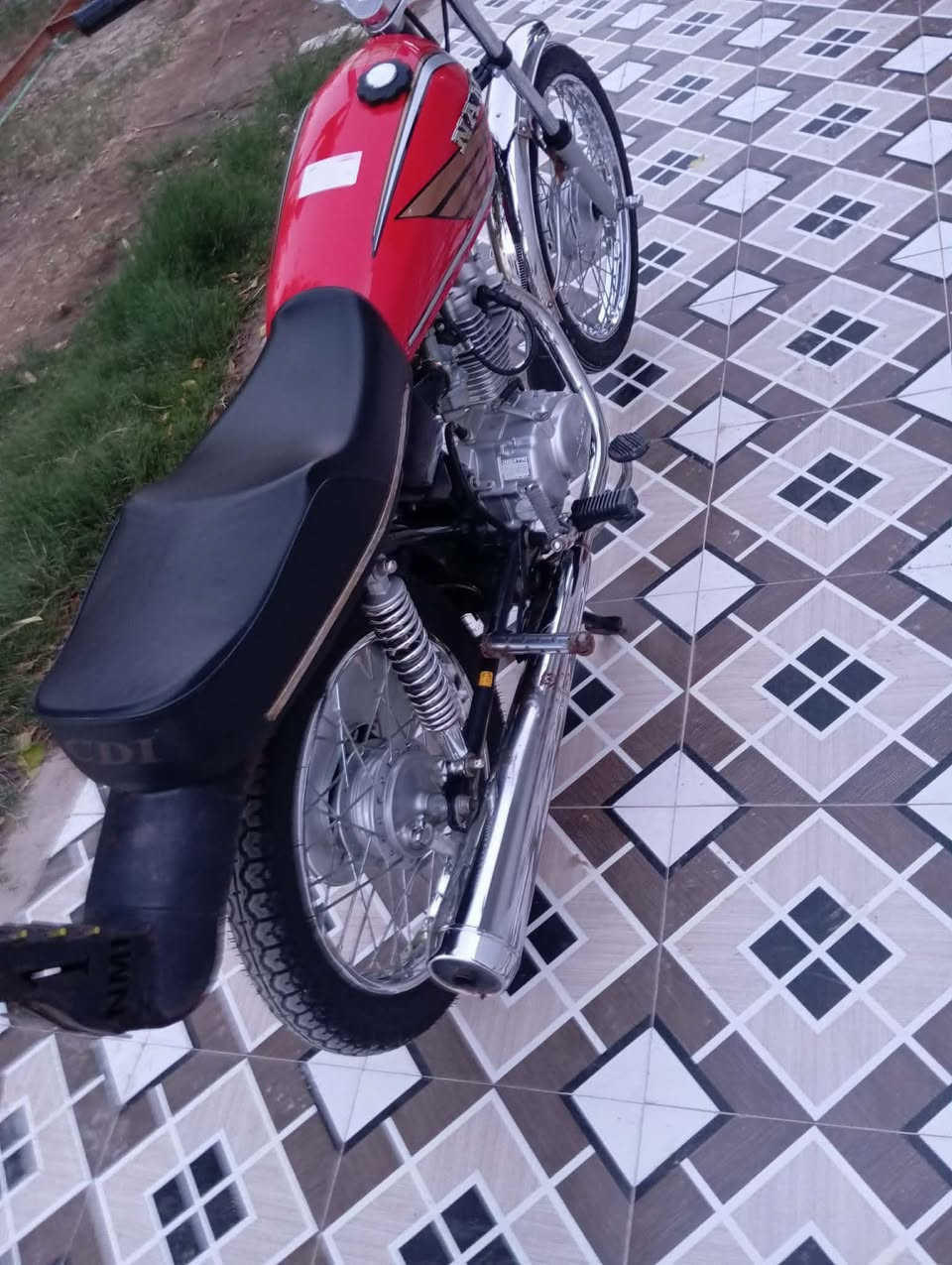 سلام عليكم دراجه البيع صارله شهر من تعمرت شاصي 21 ب650 وبيه مجال ***********
