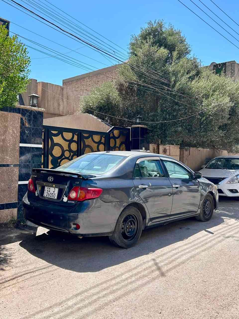 للبيع فقط .. كورلا 2010 LE امريكي رقم بغداد بأسمي محرك 1800 .
محرك كير تبريد مكفولات 
صبغ باب خلف السائق و جاملغ امامي فقط . 
السيارة كلها بلادية فقط يحتاجلها دعاميات و ترتيب للكشر فقط . 
تبريد جديد ، زوج تايرات ، باتري جديد ، منظومة الوقود جديدة . 
السعر 84 وبي مجال ، مكاني بغداد - المشتل 
رقمي / *********** واتساب أو اتصال
