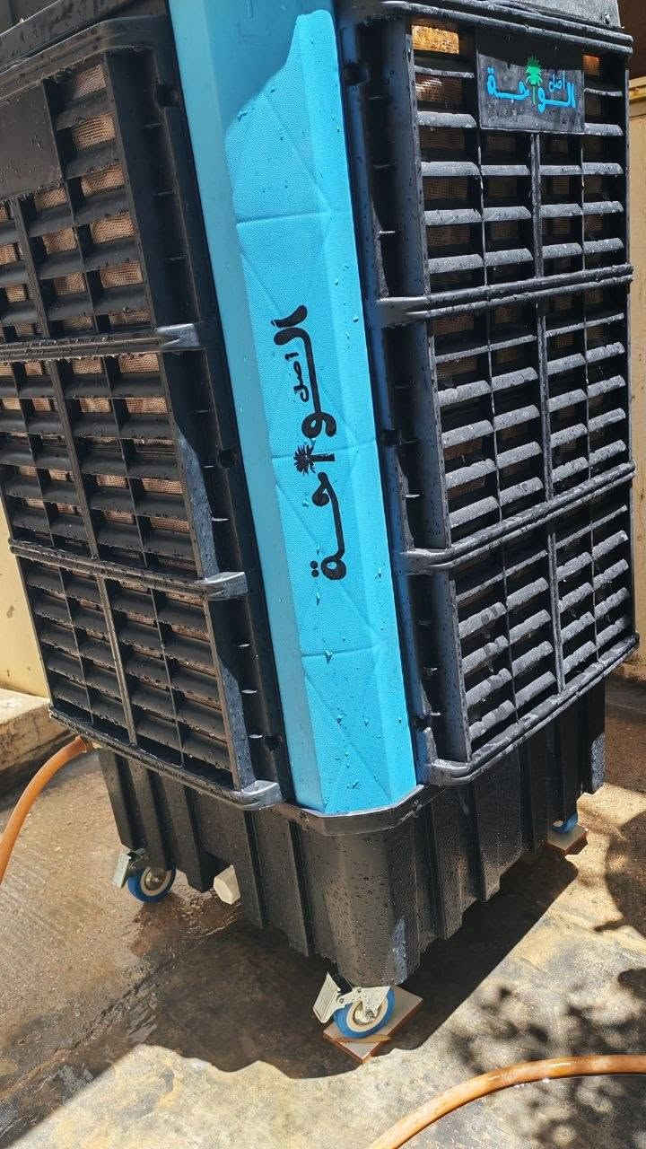 بسم الله على بركة الله 
يوجد مبرده كنفيره للبيع بعدها جديده مامستخدمه شي قليل سعرها ٣٧٥ الف ماشاءالله خوش تبريد بيها معروفه
***********
