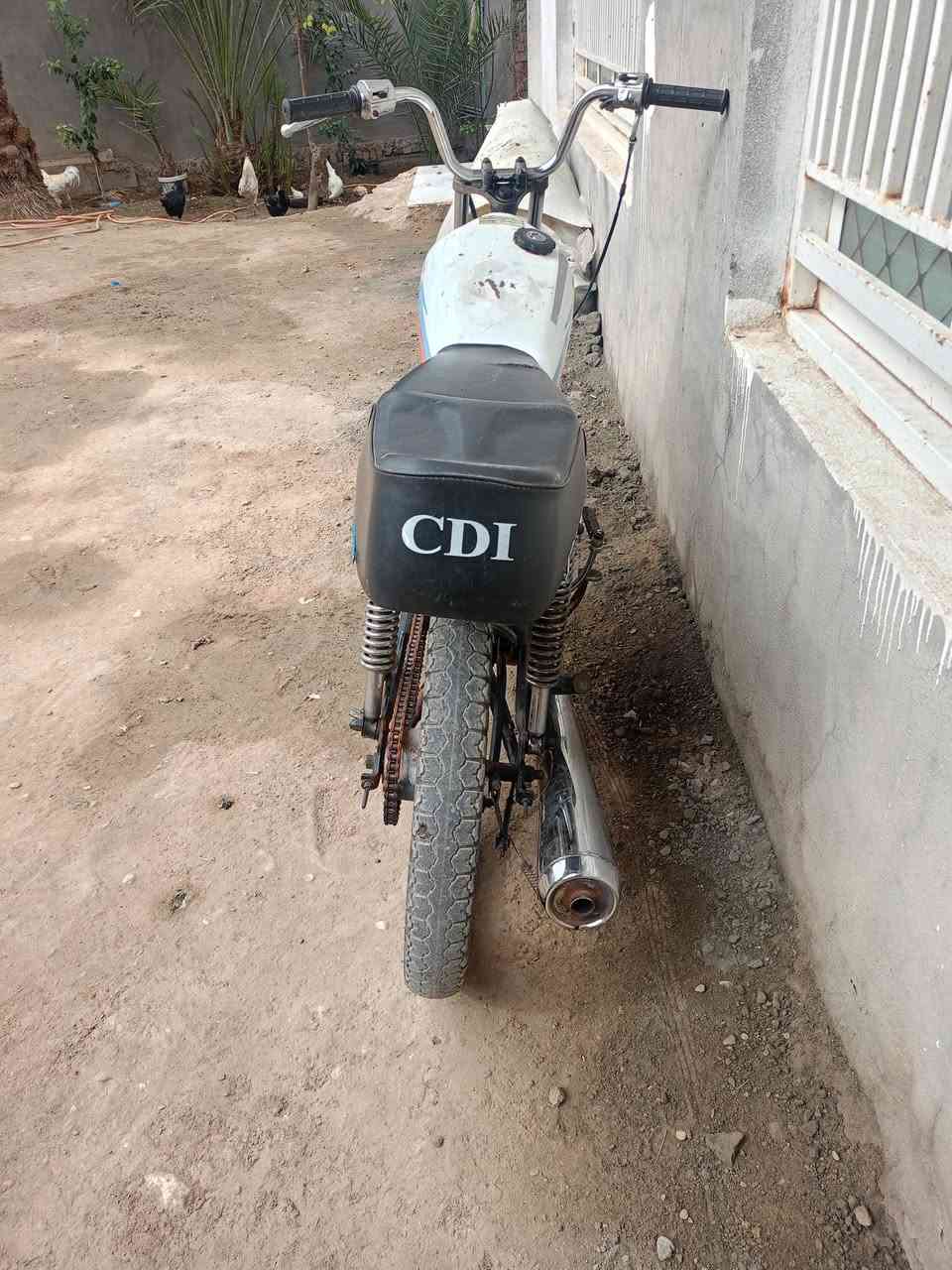 امراوس بدراجه ماكس شعدك نزل

اربعه كير كلك بس مكفوله من السرقه ومن العشاير
رقم الهاتف : ***********
