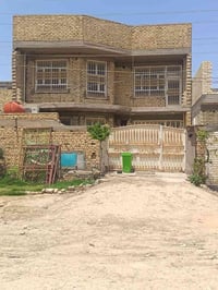 العوائل الكبيرة دار 200 متر، طابقين في التاجية يحتوي على 4 غرف نوم، مج...