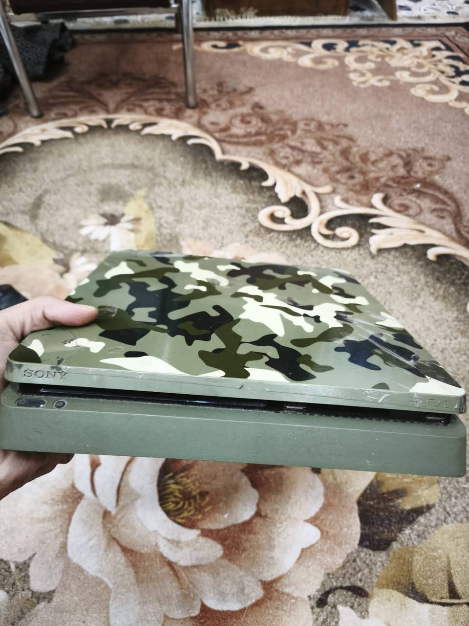 السلام عليكم ، بلي 4 سلم للبيع باندل عسكري ، ذاكرة 1 تيرا ، البلي نظييف جدا وغير مفتوح ابدا ، مع يدة اصلية ويدة ثانية تجارية ، مع كيبالته وسماعة و واير شحن، البلي اون لاين، الجهاز مكفول ومضمون اخذة يوم كامل اذا ما عجبك رجعة الي ، مكاني بغداد مدينة الصدر قطاع ٤٥ ، السعر ٣٥٠ الف


**إذا كنت صاحب هذا الإعلان وتريد حذفه لأي سبب، رجاءا أرسل رسالة إلى الدعم الفني**