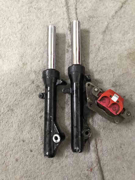 صدر امامي سكنس فحل بلادي هنا والفج قفل 40الف مكاني الدوره قرب مصفى الدوره ***********
