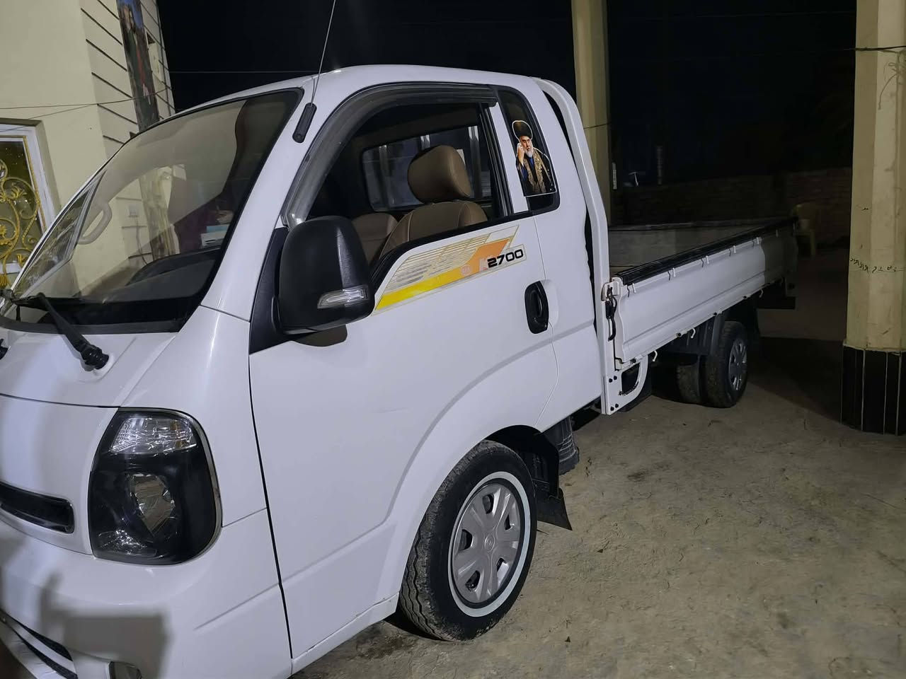 السلام عليكم سياره للبيع موديل 2018
نضيفه ومكفوله من ضربه وصبغ وزلغ 
 مكان حله طريق حله ديوانية 
 رقم بابل  
 سنويه 2028  نتهاء 
 سعر 122 وبيها مجال 
لاستفسار اكثر تصل ***********
