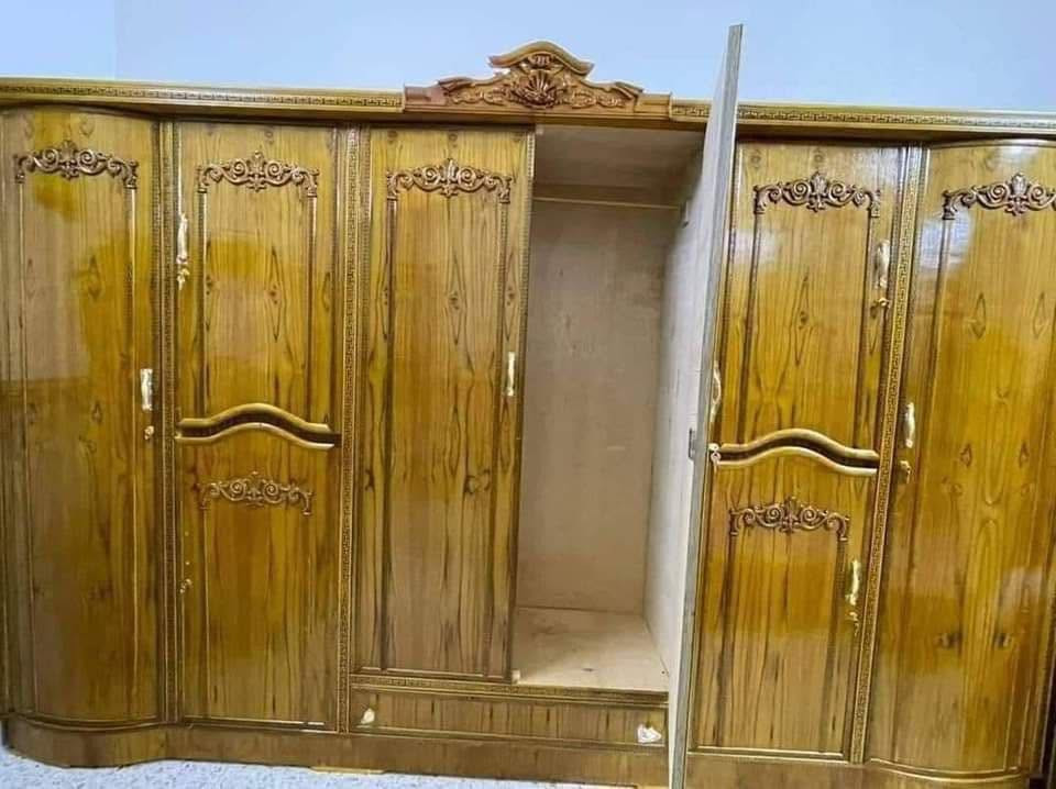 كنتور  6   باب  4 ملم
الوجه صاج الداخل خشب عادي  القاعدة 
بلوك الضهر جرجوبة براغي 

*القياس 
الكنتور ارتفاع   220 سم وعرض 360 سم 

توصيل فقط داخل بغداد مجاني 
توصيل اطراف 10 
توصيل محافظات قريبة 40 الف 

السعر النفخ 435

ملاحضة حسب الطلب إضافة رف ب5

إضافة مرايا 10


**إذا كنت صاحب هذا الإعلان وتريد حذفه لأي سبب، رجاءا أرسل رسالة إلى الدعم الفني**