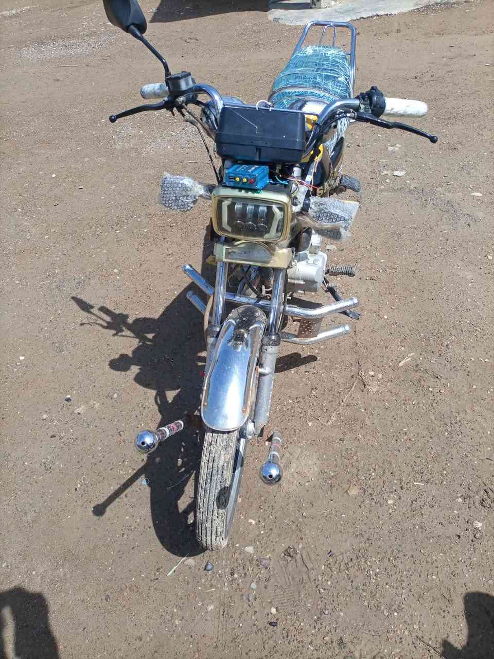 السلام عليكم. دراجة سيفان  2022 السعر 450. ديالى  الخالص. ناحية السلام. ***********
