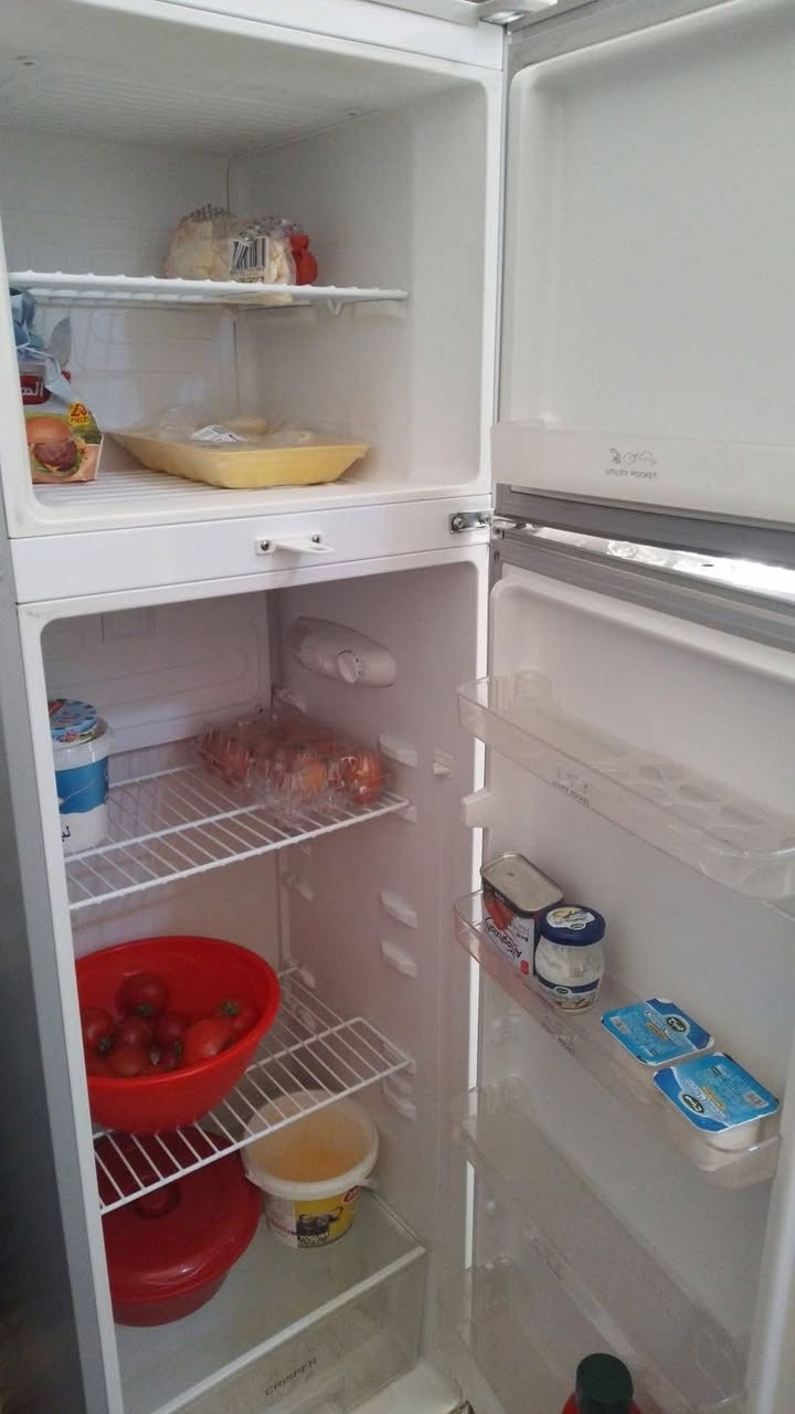 السلام عليكم 
بيع مستعجل ثلاجه نظيفه جدا جدا 
مكاني بغداد المحموديه 
السعر ٢٥٠ وبيها مجال لشرااااي


**إذا كنت صاحب هذا الإعلان وتريد حذفه لأي سبب، رجاءا أرسل رسالة إلى الدعم الفني**