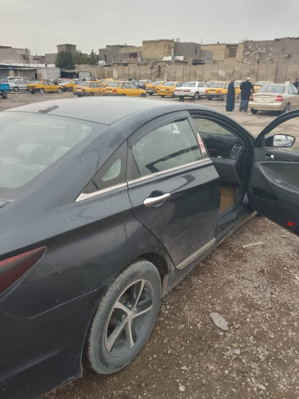 السلام عليكم من رخصه الادمن سوناتا موديل جديد 2011 وارد امريكي مكينه جيدي اي مكان الحسينيه الراشديه سعر  75. للاستفسار ***********
