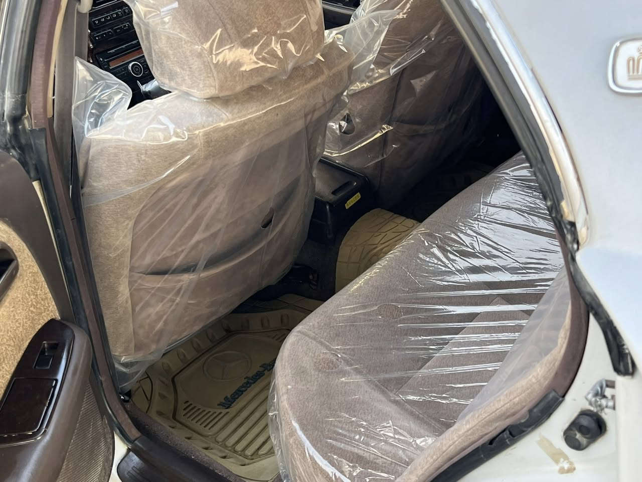 سلام عليكم مارك نفخ  سياره كفاله من الكص ونقل الجثه والضربه والعيب الشرعي. سياره جاهزه من كلشي.  تخم تاير حداده جديده.  مكينه وكير جدد مكينه توني شاهدها ثنين ونص . سياره جاهزه.   رقم بصره دولي. سنويه ل٣٠. تحويل ثاني يوم.  
مكاني البصره القرنه 
لاستفسار 
***********
السعر ٥٨ وبيها مجال.
