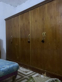 غرفة كاملة • نضيفه • للبيع