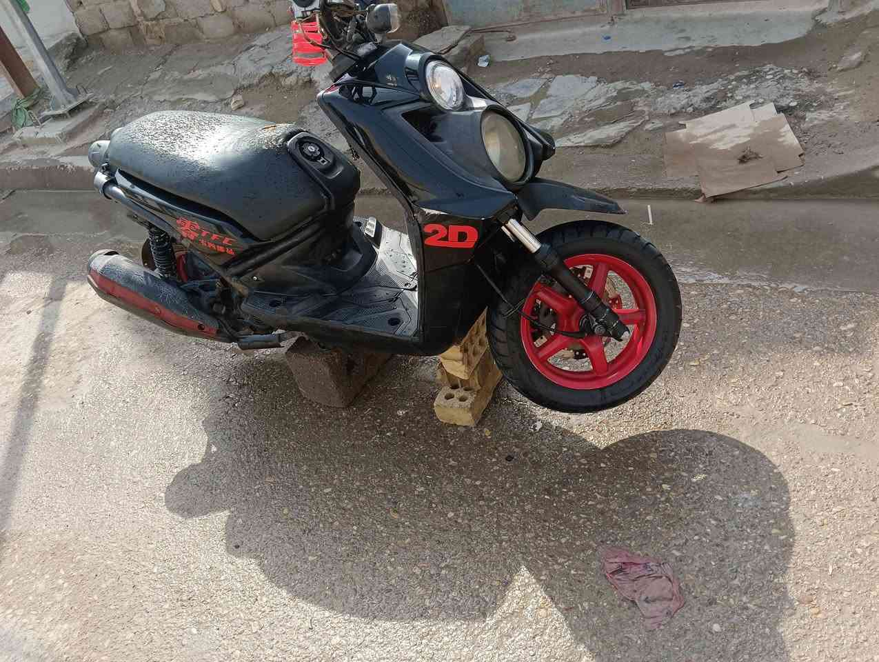 دراجة البيع سكنس جبلي  دراجة  شلعة معدل حلو كهربيات  كله شغاله   سعره 900 وبيه مجال   قليل بكاني بغداد   رقمي ***********  خابرني واتساب وبك خير وتدلل
