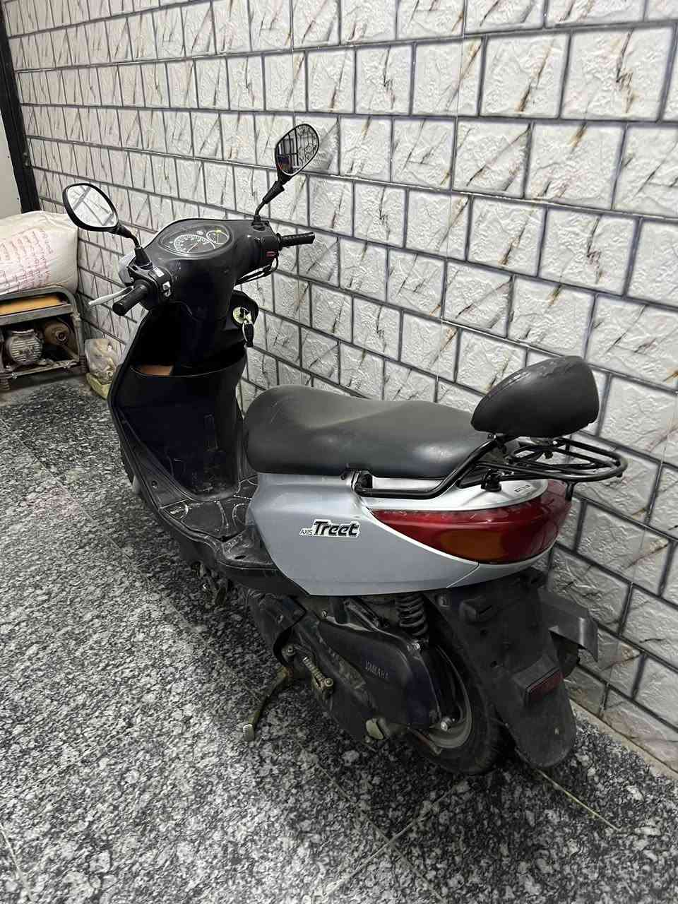 اكزز تريت للبيع كامله الدراجه كهربائيات كلها شغله فيت بم نوزل باتري تاير خلفي كلها جدد مكانها كربلاء قرب مستشفى الكفيل ***********
