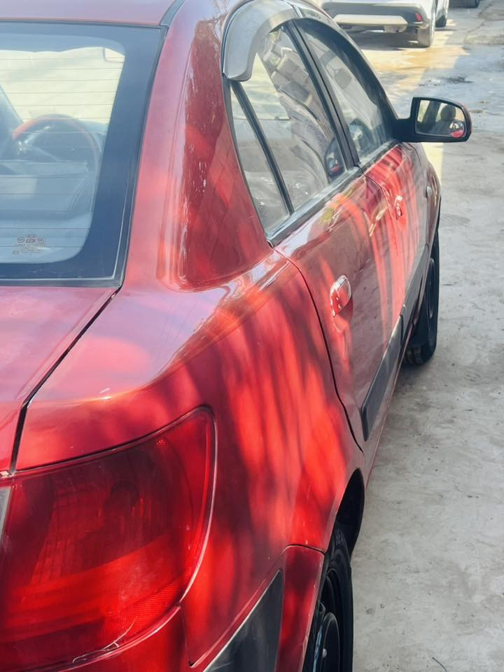 كيا ريو برايد موديل 2009 مكينه كير شرط تبريد ثلج بدون اي ضربه صبغ دوس ولهلالات وجاملغ مرشوش فقط فول موصفات تحكم ستيرن حساسات  جام كهربائي رقم ديالى دولي بسمنه شرط تحويل السعر 77 وبيه مجال استفسار على رقم *********** مكان سياره ديالى بعقوبه المفرك
