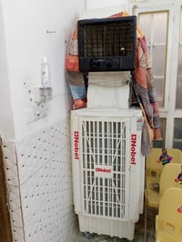 كنفيره اخت الجديده الحجم الكبيرة سعرها 325 وبيها مجال للاستفسار نراسله...