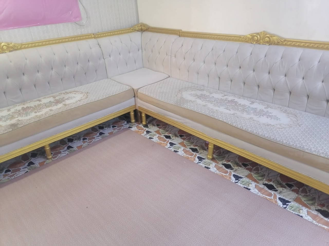 السلام عليكم
تخم ديوان للبيع قياس ٨ ونص متر تقريباََ مع شراشف على طول التخم مجاناََ الشراشف السعر على الخاص وبيكم خير وتدللون


**إذا كنت صاحب هذا الإعلان وتريد حذفه لأي سبب، رجاءا أرسل رسالة إلى الدعم الفني**