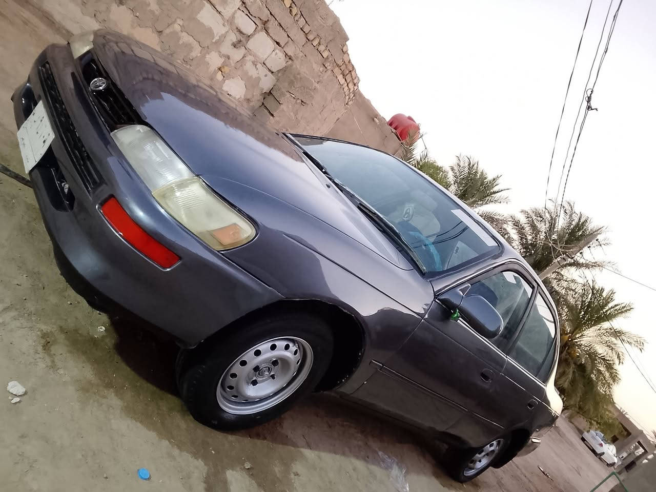 سلام عليكم كورلا للبيع موديل 92 سياره جاهزه مكفولة من الضربه والكص والنقل.كير حداديه كله جديد كهرباءيات شغاله        رقم بغداد مشروع وطني سنويه نهايه 27 مكاني غراف السعر 45وبي مجال رقم الهاتف ***********
