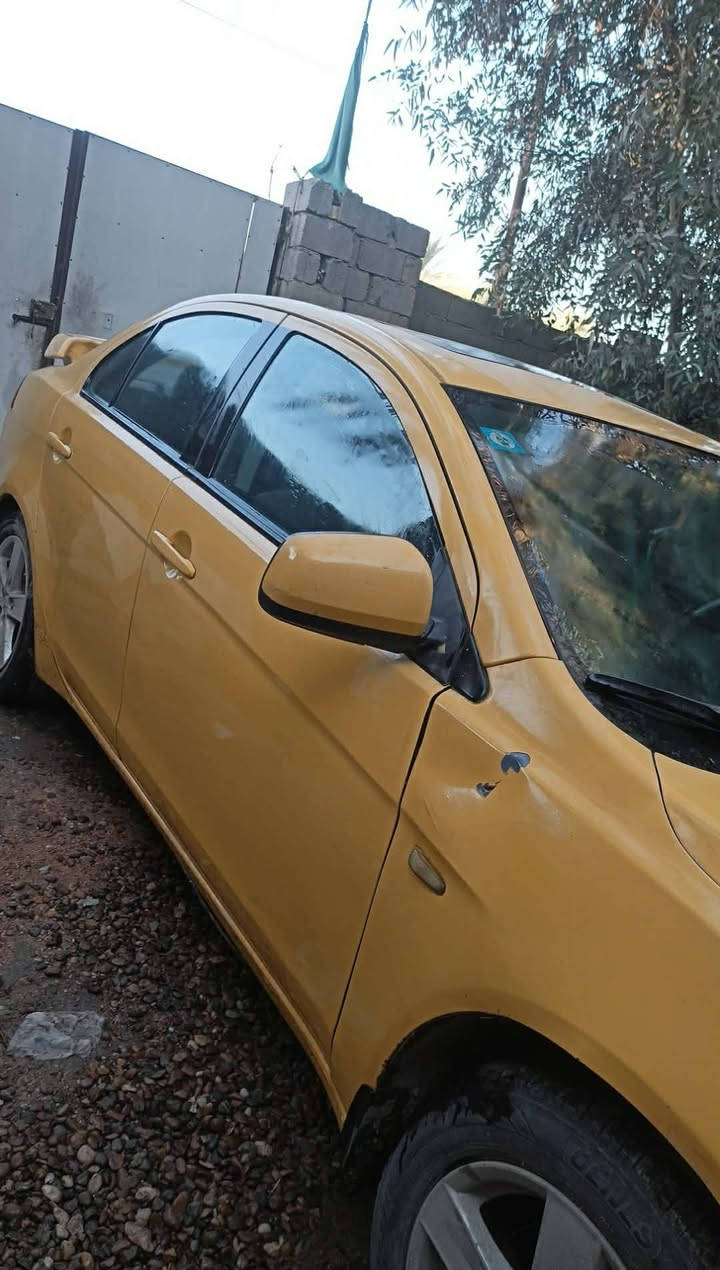 لانسر قرش تكسي13 واسط محرك 20 امريكيه 
بسمي مصفره جاهزه من كلشي حداديه تخم تاير باتري مكينه تبريد شاشه تحكمات فتحه كير محرك كله بالجيس 
السعر 85 بيه مجال بسيط بيع او مراوس مكانه الحله 
***********
