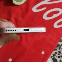 HONOR 400 السلام عليكم تليفون للبيع نضيف نضافته 100بلميه سعره 450وبيه ...