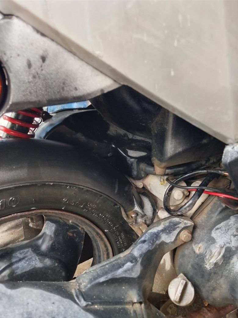 السلام عليكم للبيع دراجة ماكس حديث نوزل الدراجة نكرة سلف كهربائيات شغالة شلعة ومعدل السعر 500العنوان بغداد الأمين الثانية للاستفسار ***********
